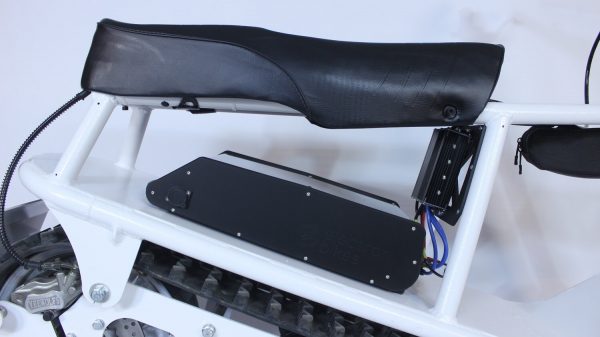 Electric snowmobile_4